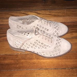 Brand New Jessica Simpson Size 6 Oxfords